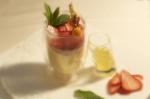Tiramisù alle fragole e vaniglia al bagno di limoncello 